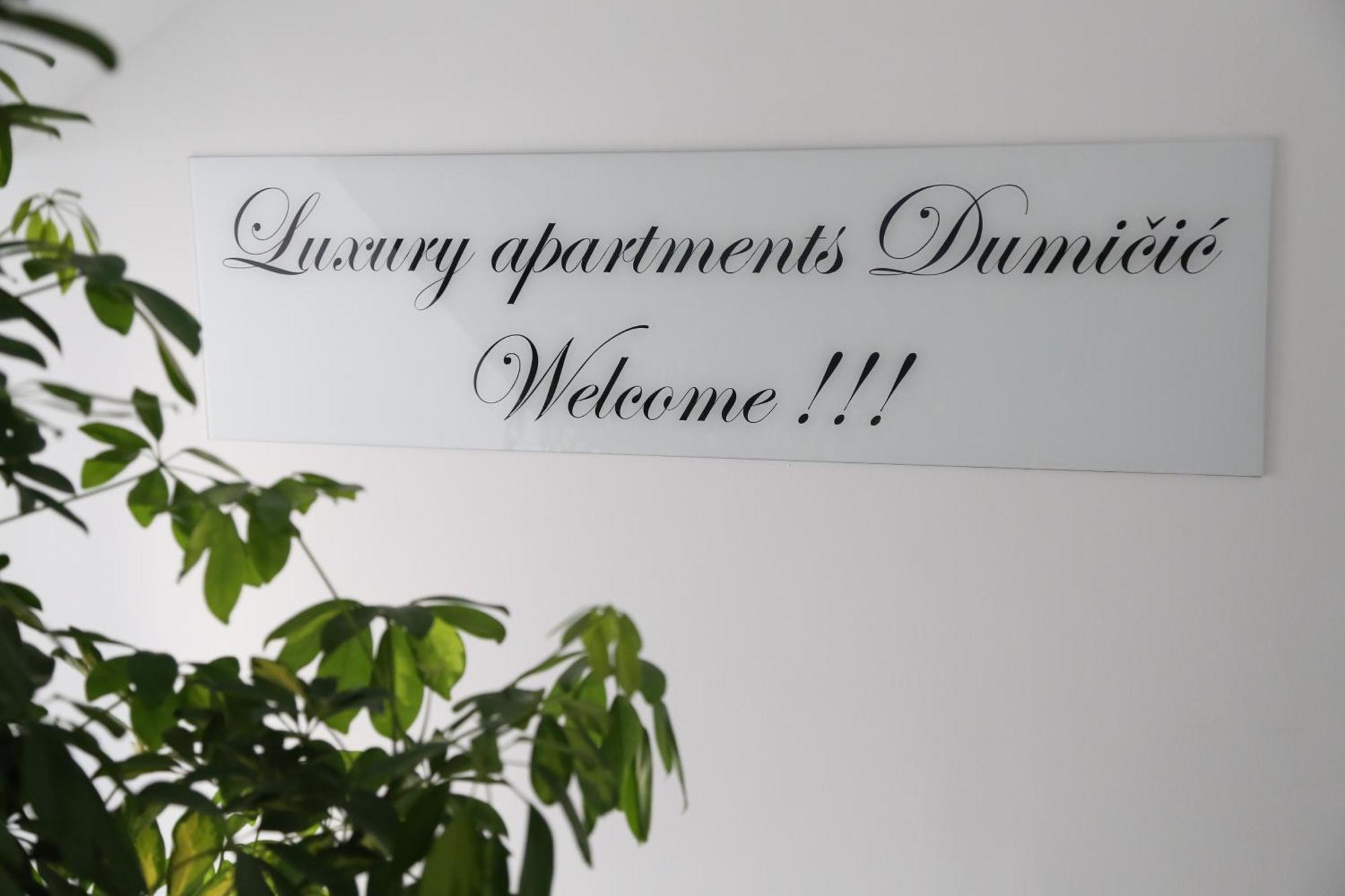 Beach Apartments Dumicic Подстрана Екстериор снимка